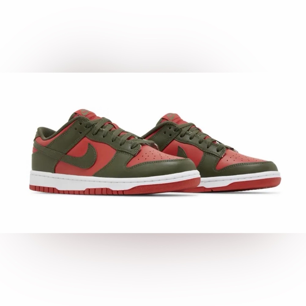 Nike Red and Green Sneakers